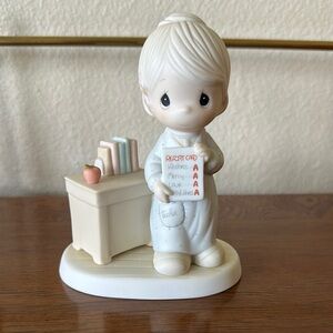 Precious Moments Love Never Fails Figurine EUC